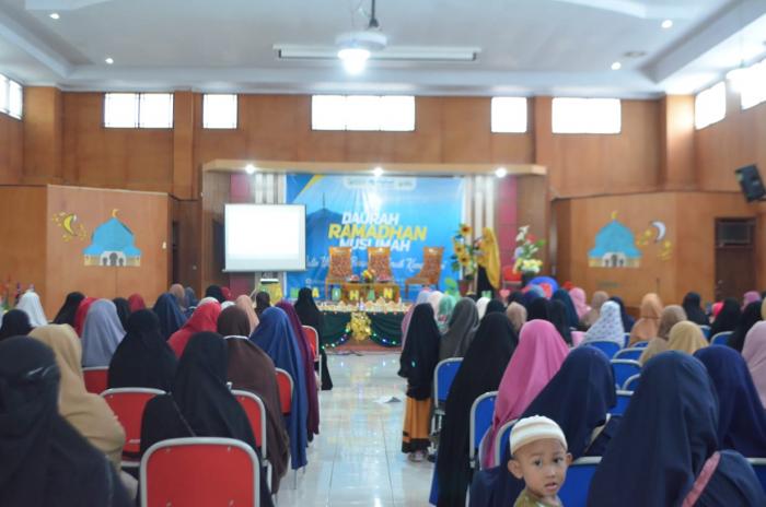 Serentak 14 Kecamatan Se-Makassar Helat Daurah Ramadhan Muslimah